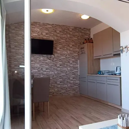 Apartments Sofija Vrsi Exterior photo
